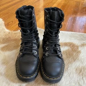 Doc Martens Daria Boots sz 8